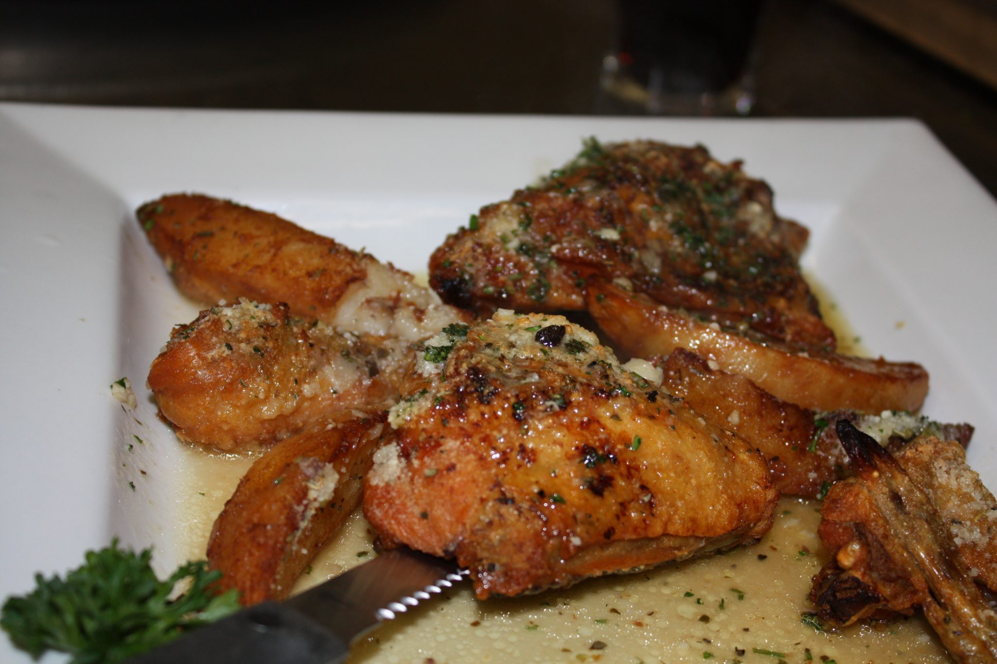 Gallery Petey's Bungalow Restaurant & Lounge